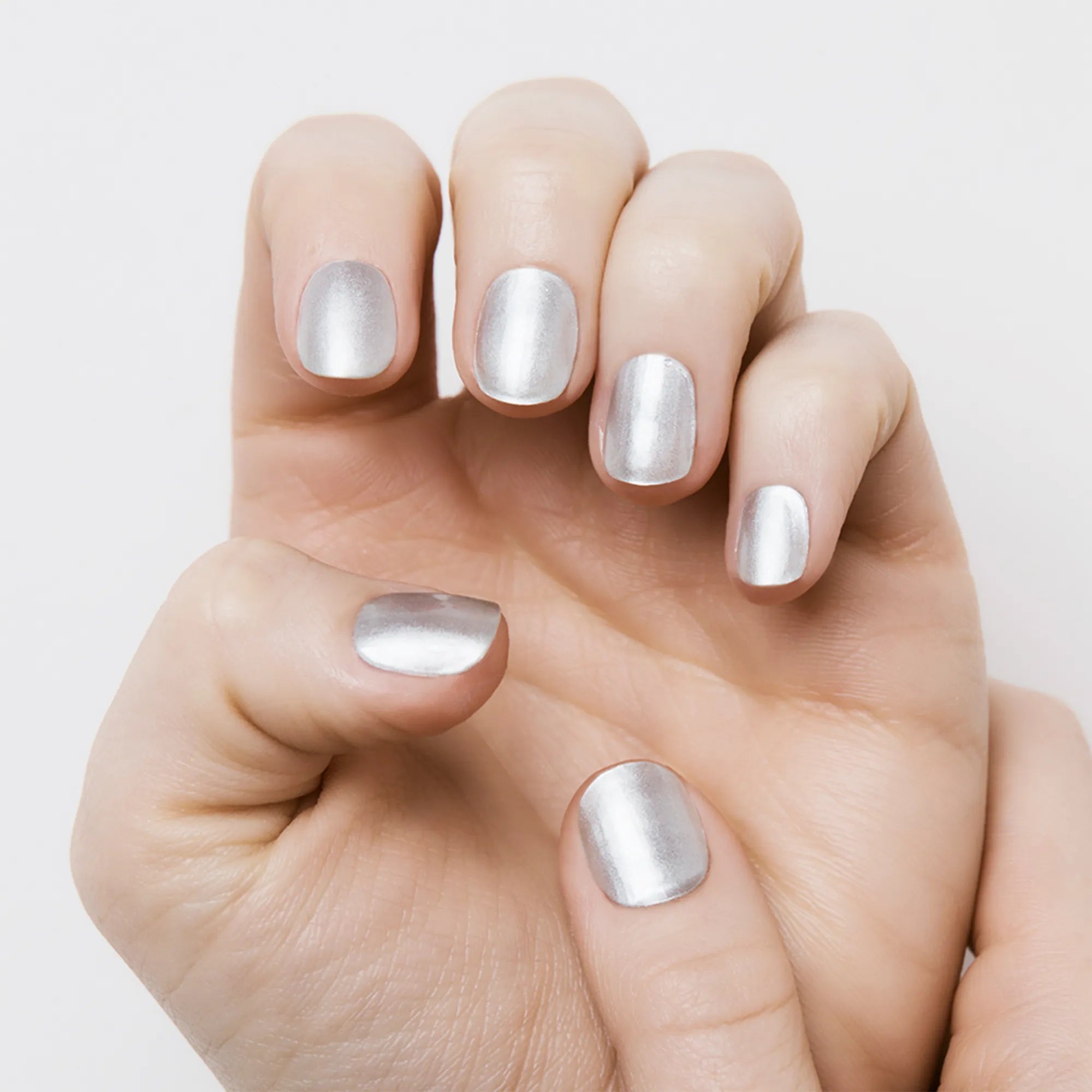 n-silver-chrome-jel-tirnak-30-adet-2-konsept-1_result.webp